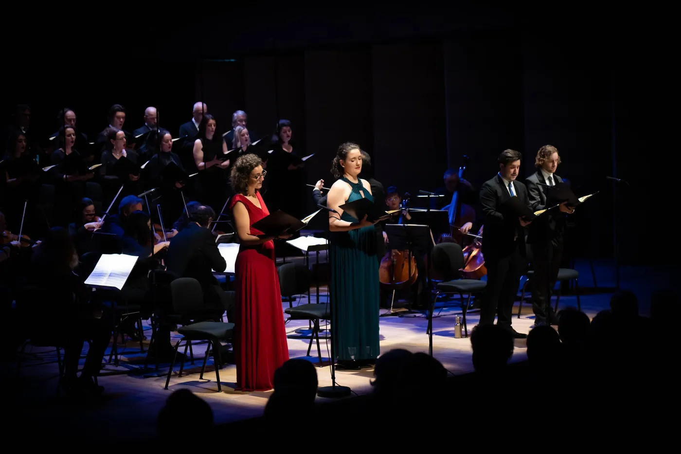 Caroline de Mahieu Grand Manège soliste with Aurélie Moreels, Kenny Ferreira and Samuel Namotte